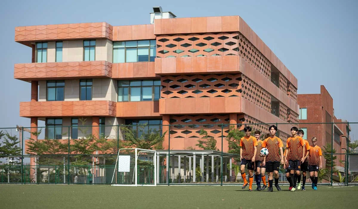 How the IBDP Opens Doors to Universities Worldwide by Dr. Murray Tod