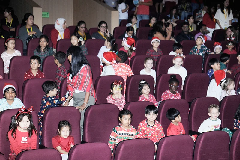Primary School: Christmas at the Movies